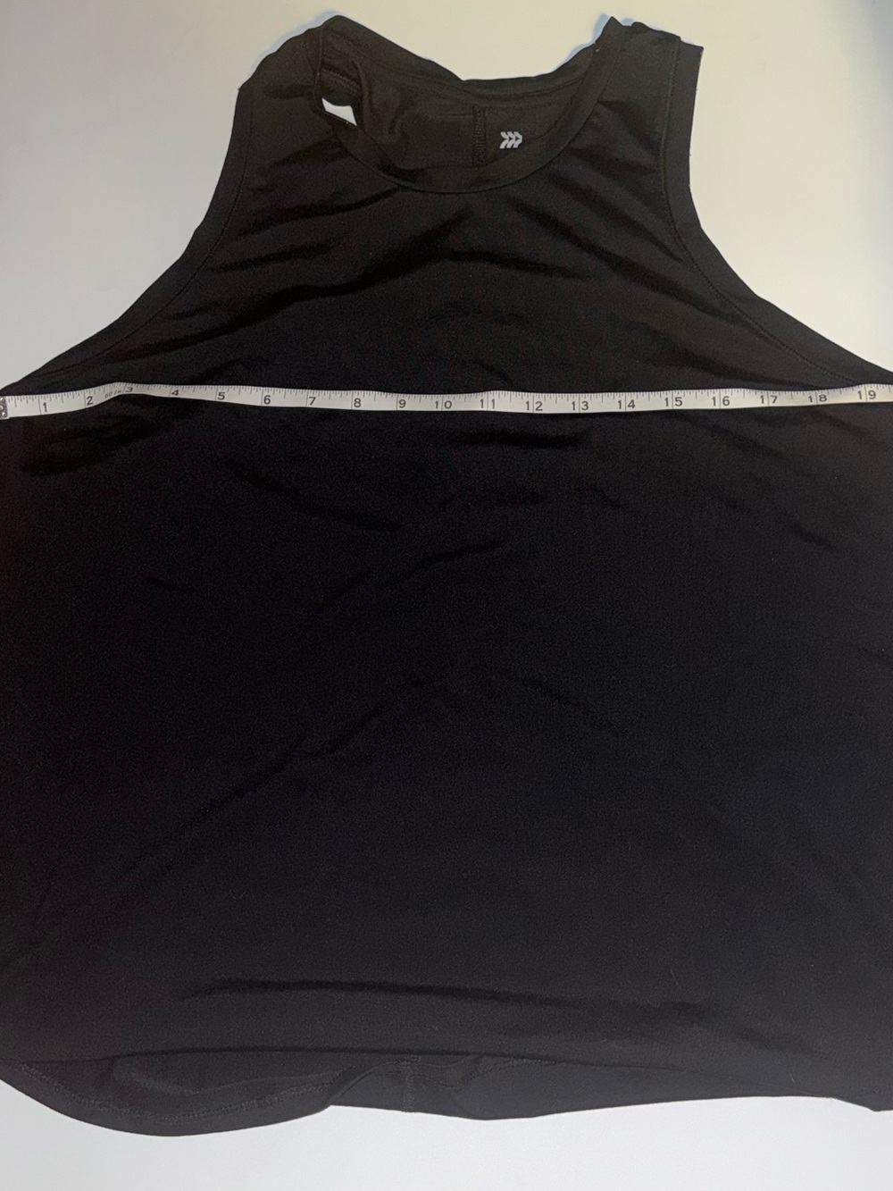 Bundle of 2 workout tank tops (black and maroon)